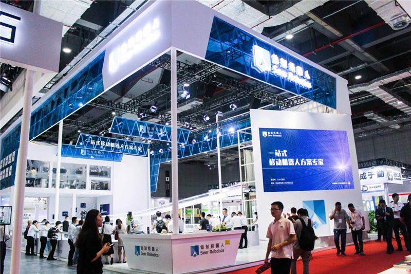 2019工博会，仙知机器人秀出移动机器人新高度