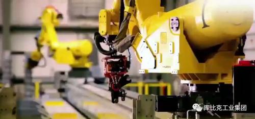 六轴机器人怎样实现曲轴自动上下料生产线？