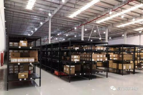鸿讯物流又添新翼——AGV试点上线成功！