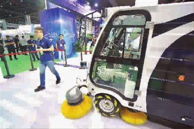 上海环卫设备展亮点多：新无人环卫车亮相