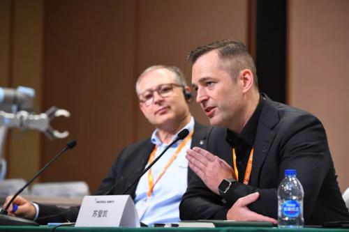 优傲机器人苏璧凯：为什么协作机器人会是未来？