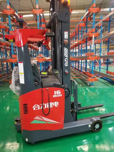 走进这家生产车间，来感受智能物流搬运黑科技！