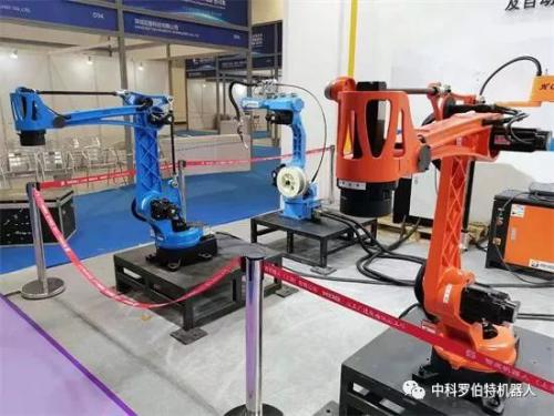 为什么工业生产离不开工业机器人