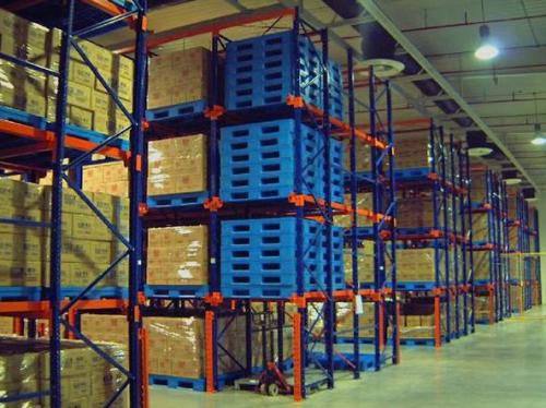 货架搭档：塑料托盘的结构选择和承重选择