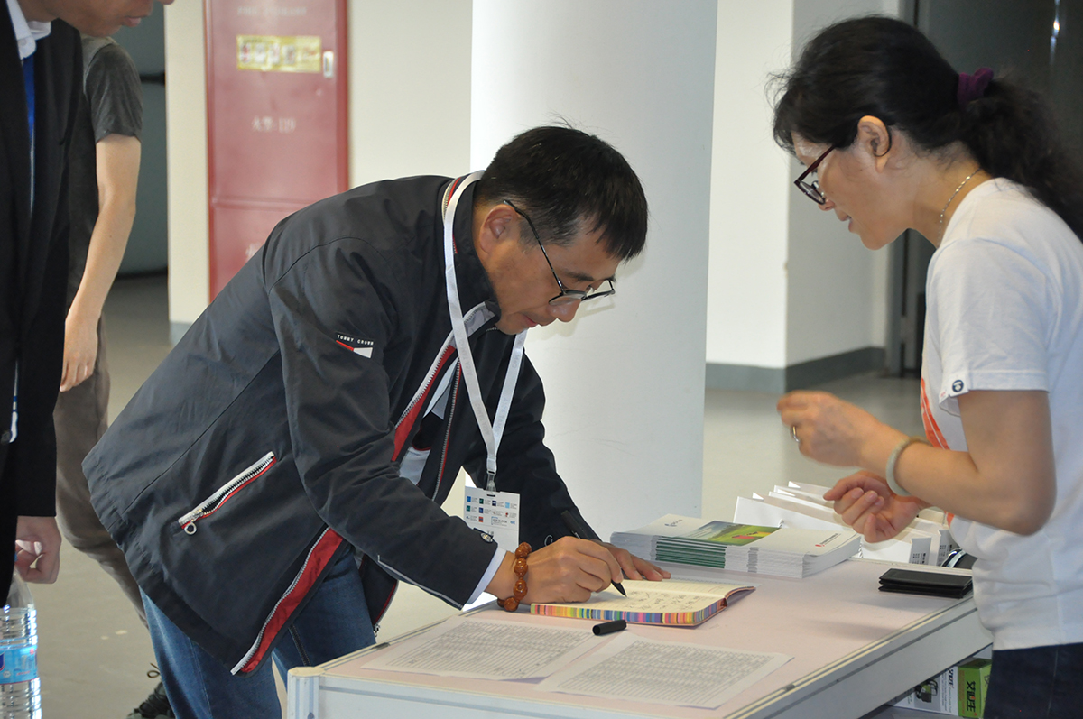 绿色思维 激发创新——2019中国工业车辆新能源技术与创新峰会在上海召开