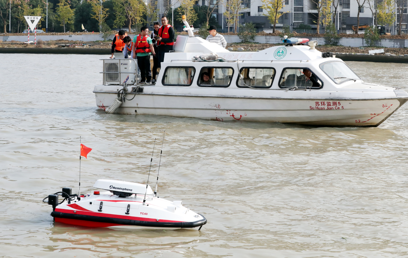 苏州：无人船声呐测暗管