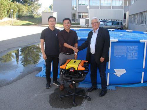 浪漫之都探寻“水下机器人”