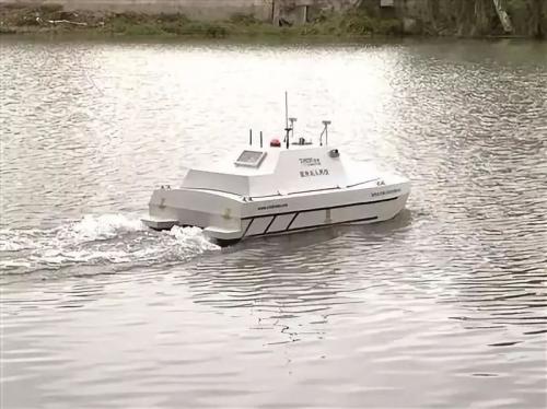 你在余杭看到过白色无人“小船”吗？在遥控潜艇模型领域，这家企业份额位居全球第一！