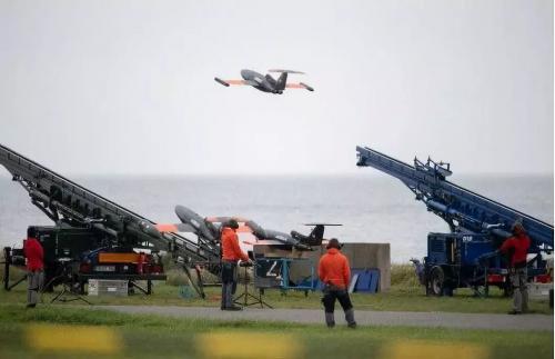 欧洲将研究具备自学习能力的无人机“蜂群”