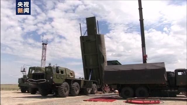 外媒：俄将新研制战斗机器人送至叙利亚 接受实战