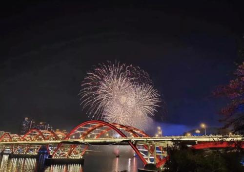 定了，就30号！央视春晚无人机团队+500架无人机将点亮夜空，表白大柳州！ 