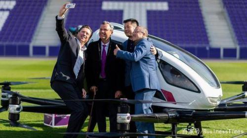 无人机即将商用？网友：一天工资不够坐一公里