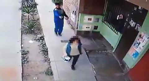 秘鲁18岁少年受人雇佣，用无人机跟踪34岁小姐姐，目标是抢手机