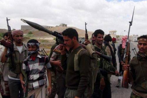 沙特又一架无人机被缴获，遭拖鞋军拍照羞辱,这次脸丢大了