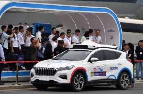 传百度无人车两大核心事业部合并 为明年量产无人车做准备