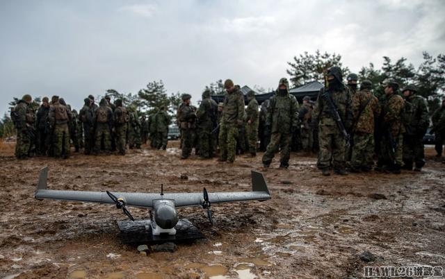 日美训练演习：陆自新型四轴无人机亮相 另一款用橡皮筋弹射起飞