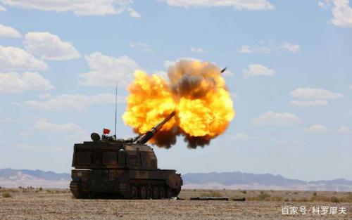 我军炮兵显神威，无人机引导+末制导炮弹，让海上敌舰无处可逃！