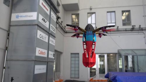 用“大炮”发射无人机？这操作有点奇葩