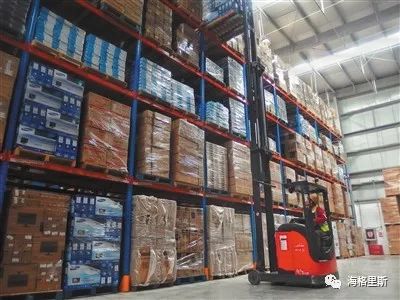 从高位叉车库房的优、缺点看自动化立体库