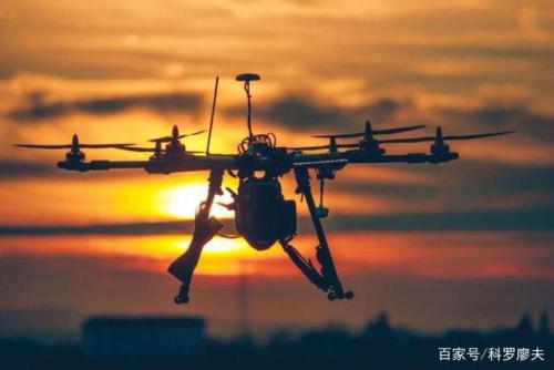 中国甲醇电池革命：无人机续航时间猛增24倍，跨昼夜飞行12小时