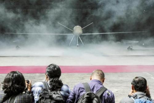 印尼展示首款长航时无人机 这外形看着怎么那么眼熟