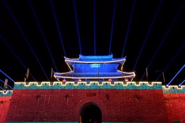 崖州古城上演精彩无人机光影秀