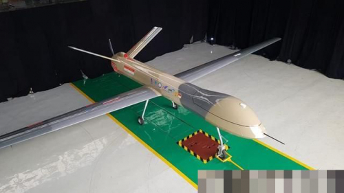 黑鹰无人机惊艳亮相，印尼军工技术有进步，外貌与彩虹-4简直神似