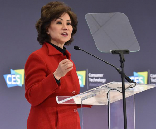 涉及无人机！美国华裔交通部部长赵小兰在CES 2020上发布自动驾驶新政