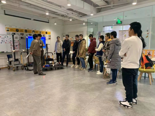 携手共进，辰天科技欢迎北航同学们参观学习！