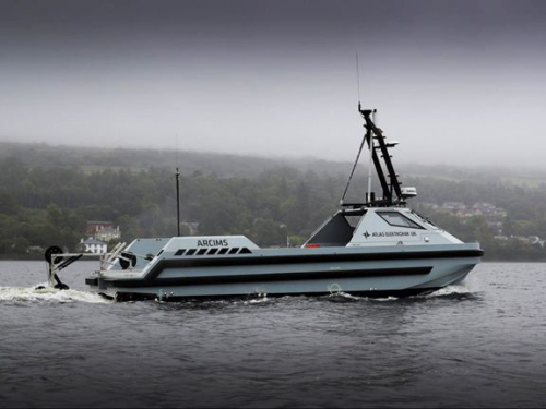 英国海军开始无人猎雷行动