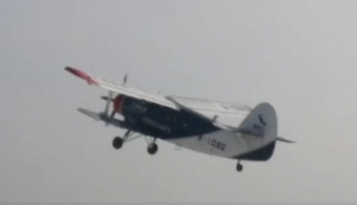 载荷1.5吨！运五B运输机改装的无人机成功试飞 