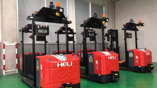 让叉车自个儿干活吧！