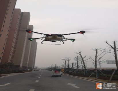 快看，无人机！圃田乡请来“高手”空中消毒