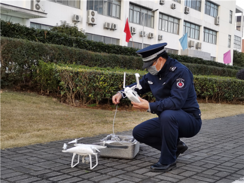 一线人手不足，高新区城管执法局 启用无人机巡查防控疫情