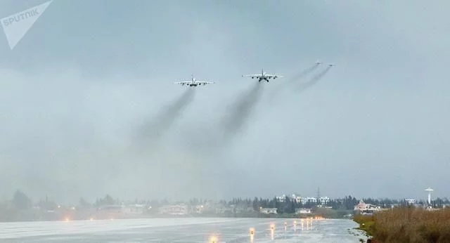 俄驻叙空军基地再遭无人机袭击 防空部队果断开火拦截