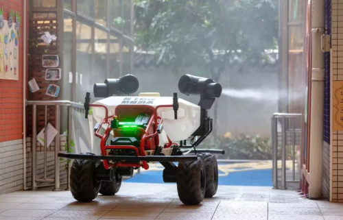 5 分钟消毒 7000 平方米，无人机+无人车硬核防疫