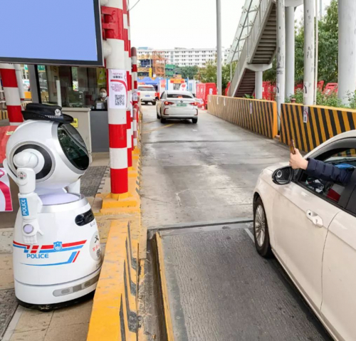 优必选机器人技术抗击冠状病毒