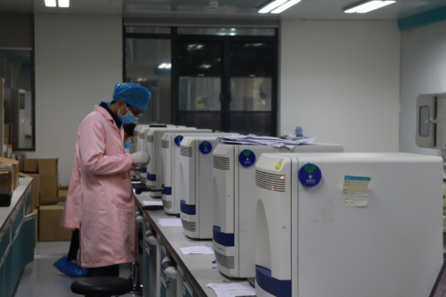 决胜阻击战 | 广州机器人勇闯雷神山 