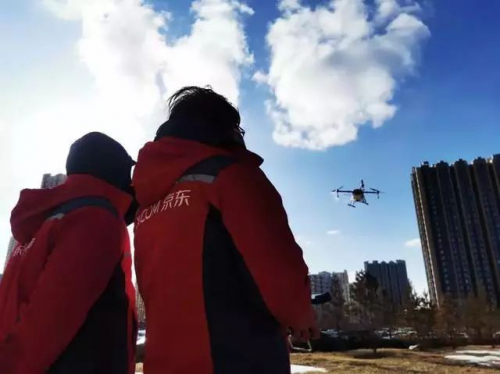 京东无人机加入抗疫队伍 2小时5000平米消毒作业 