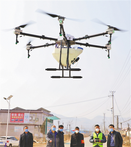 “大喇叭”与无人机齐上阵 土办法+高科技携手战“疫”