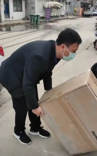 捐赠KN95口罩，出动无人机，这家广告公司真给力！