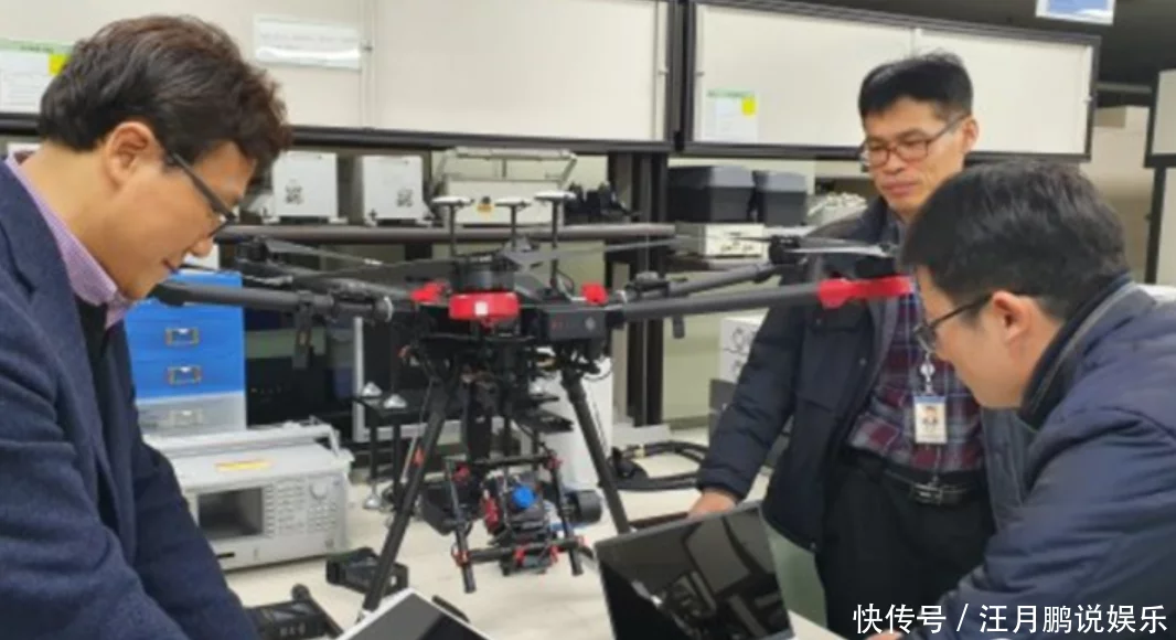 环境监测无人机再添一名猛将！结合AI技术预测藻类爆发！