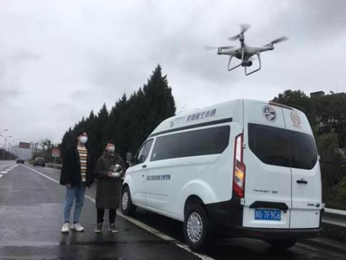 无人机当“先锋” 建德航空小镇打响“空中战疫”