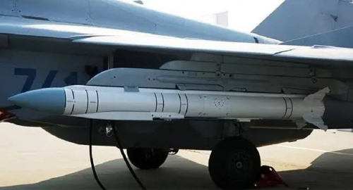 头疼！俄专家：无人机装滑翔炸弹可提升效率，但航程减少