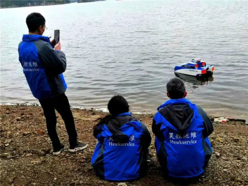 无人机算什么？管理百花湖红枫湖，他们连无人船都用上了