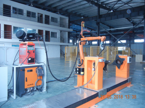 气箱机器人焊接系统