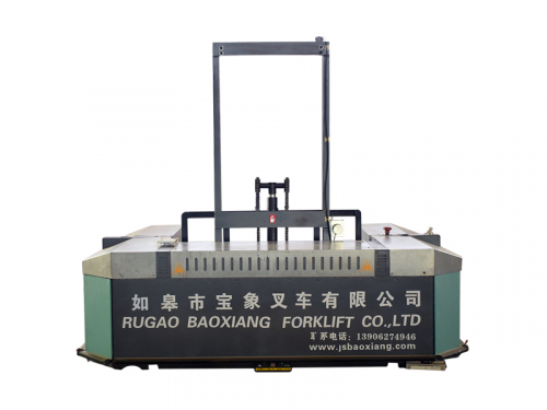 宝象:万向侧面AGV叉车