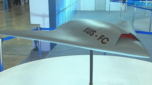 中国行我也行？邻国隐身无人机亮相，外形酷似我国“利剑” 