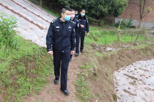 合江首次利用无人机开展禁种铲毒巡查