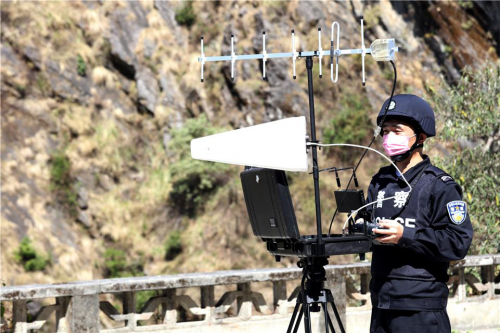 无人机巡防 中尼樟木口岸聂拉木边检站提升立体化防控水平